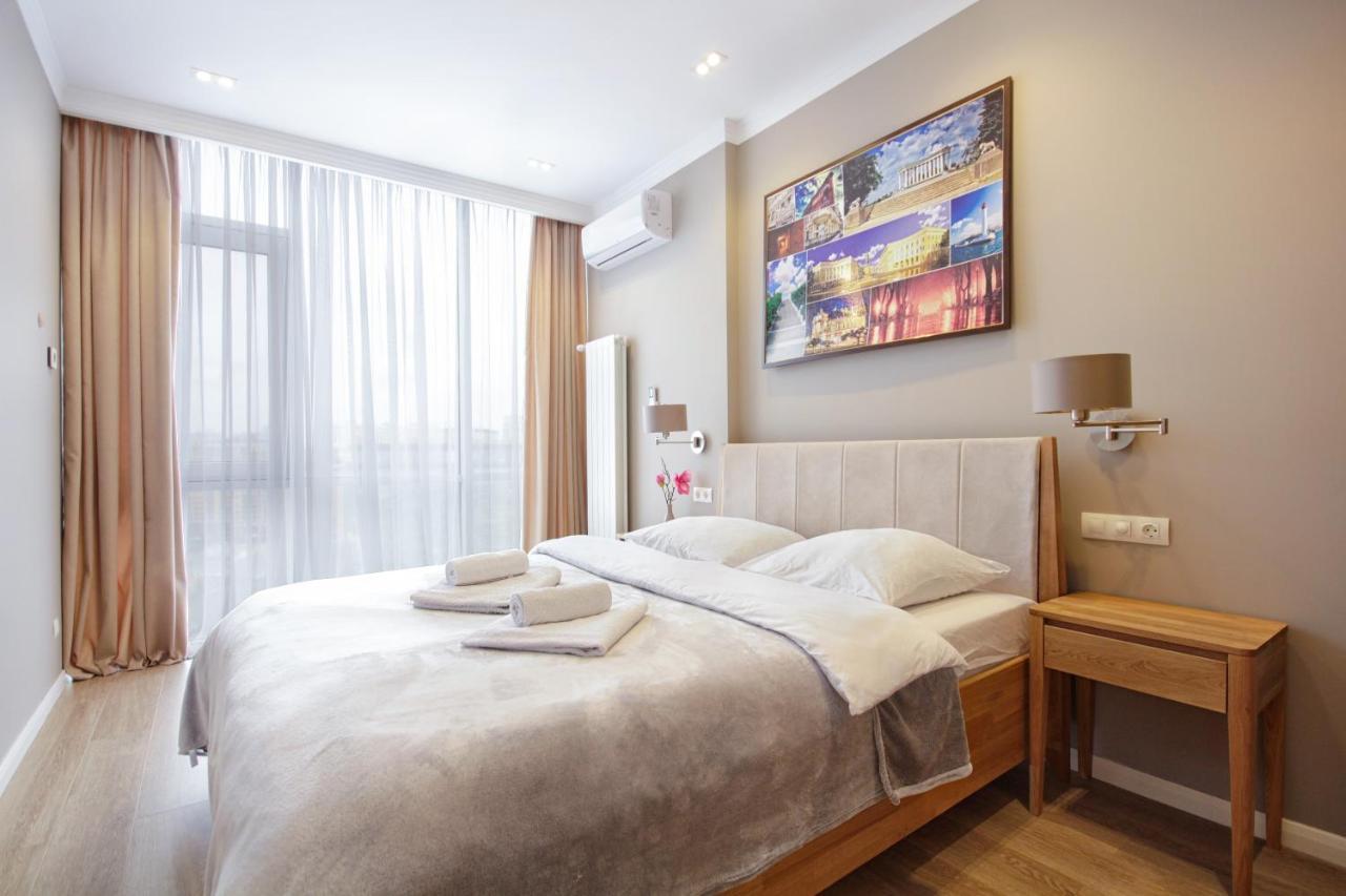Gagarin Plaza Apartment Odesa Exterior foto
