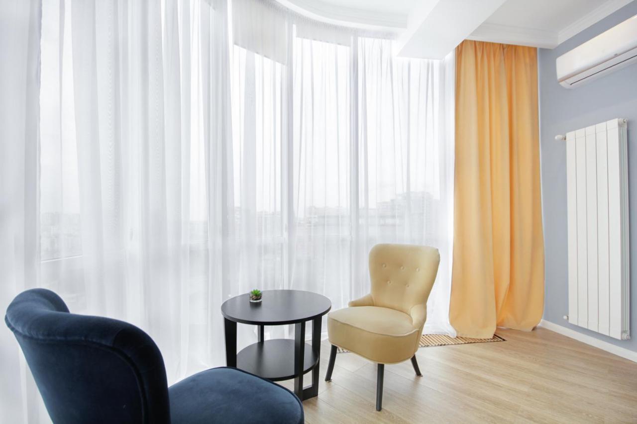 Gagarin Plaza Apartment Odesa Exterior foto